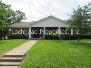 1513 Springbrook Dr, Mesquite, TX 75149