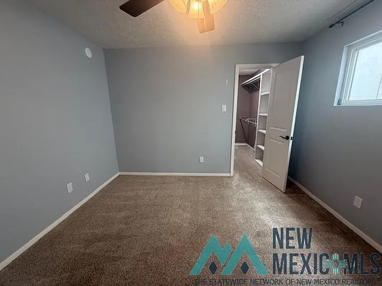 920 Colonial Pkwy — Photo 21