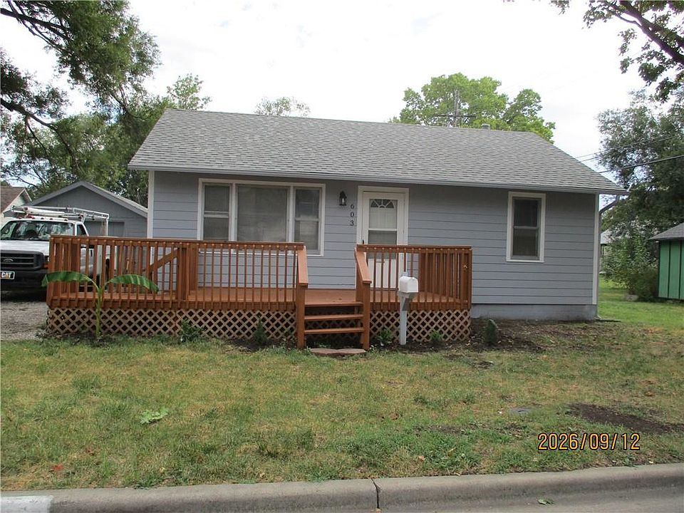 1st image of 603 E Poplar St