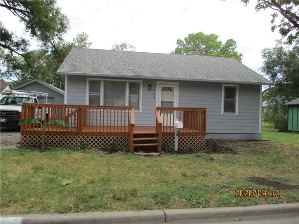603 E Poplar St, Olathe, KS 66061