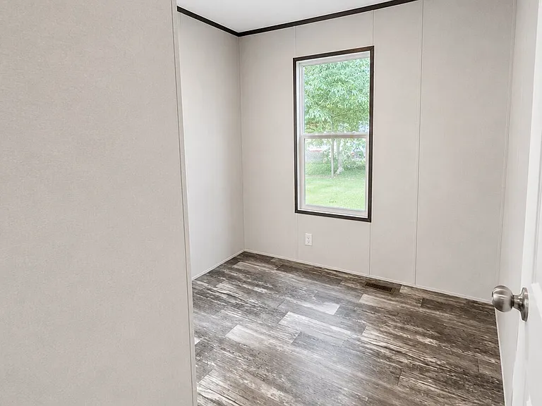 1114 Short St — Photo 9