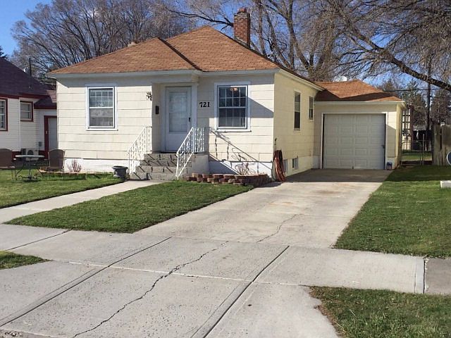 1st image of 721 E 13th St