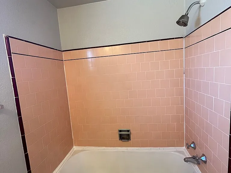 65 Caliente Street — Photo 14
