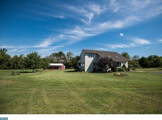 5 Thousand Acre Rd, Sellersville, PA 18960