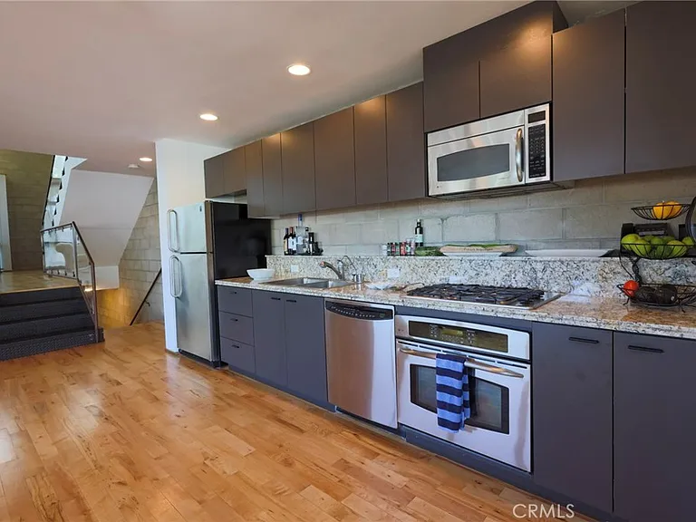 6615 Melrose Ave #1 — Photo 5