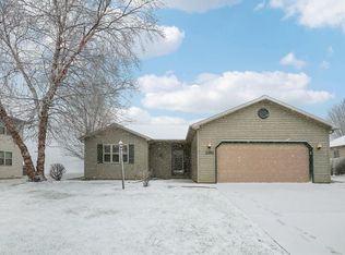 1391 Swordleaf Ln, Sun Prairie, WI 53590