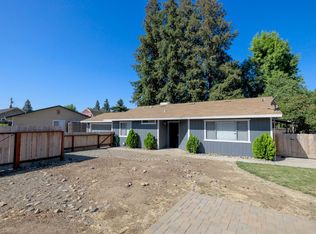 230 E North St, Oakdale, CA