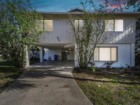 4675 Chancellor Cir NE, Saint Petersburg, FL 33703