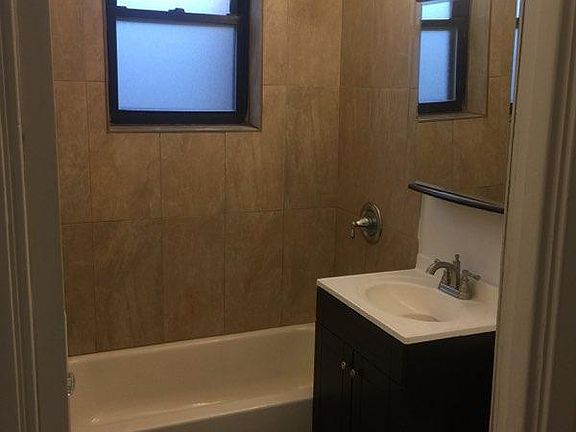 5th image of 3111 N Cicero Ave #3