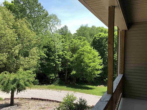4th image of 235 Katy Beth Ln