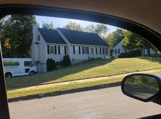 35 Ashley Rd, Windsor, CT 06095