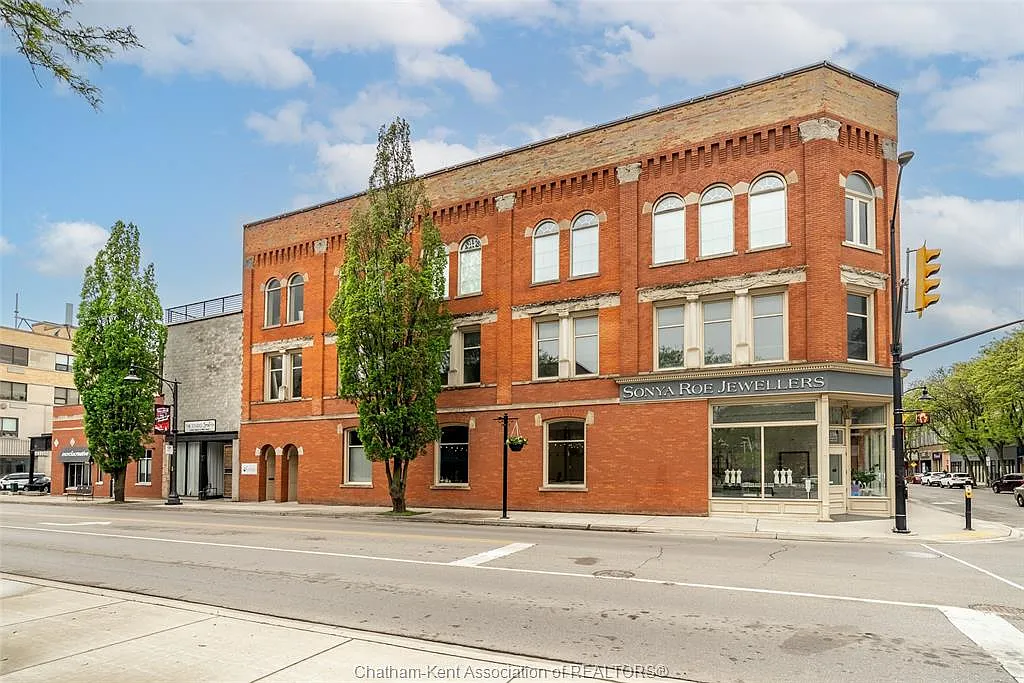 1 bed, $1,595 — Photo 2