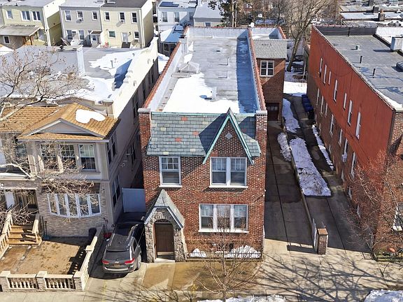 3rd image of 7861 75th Street