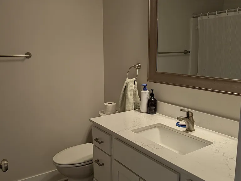 2102 Sherwood Ave #2102 — Photo 8