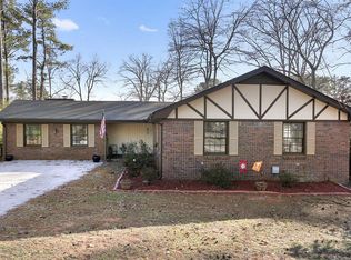 671 Manor Ridge Dr SW, Mableton, GA 30126