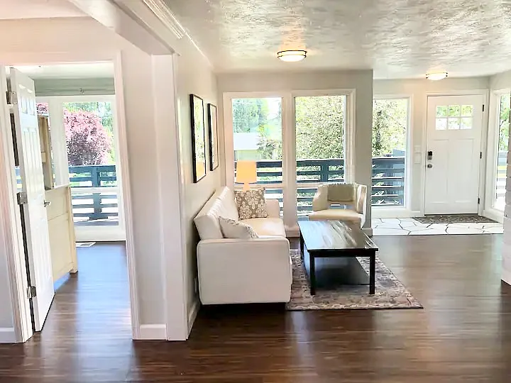 2075 Elanco Ave — Photo 3