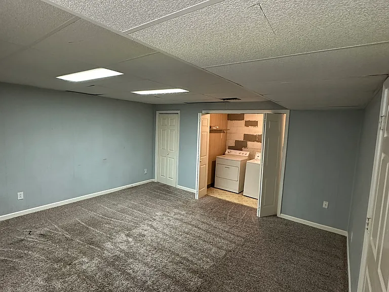 1246 Alexandria Dr #B — Photo 13