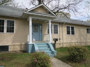 119 S Forklanding Rd, Maple Shade, NJ 08052