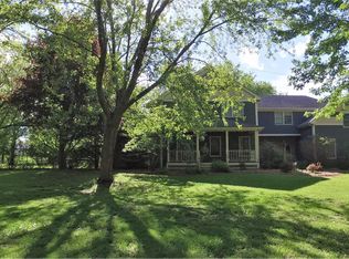 2025 Louise St, Crystal Lake, IL 60014