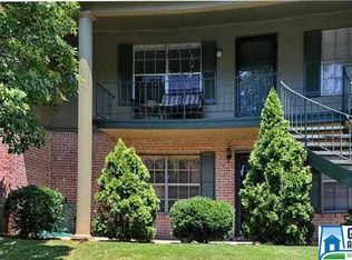 2815 Georgetown Dr APT D, Vestavia Hills, AL 35216