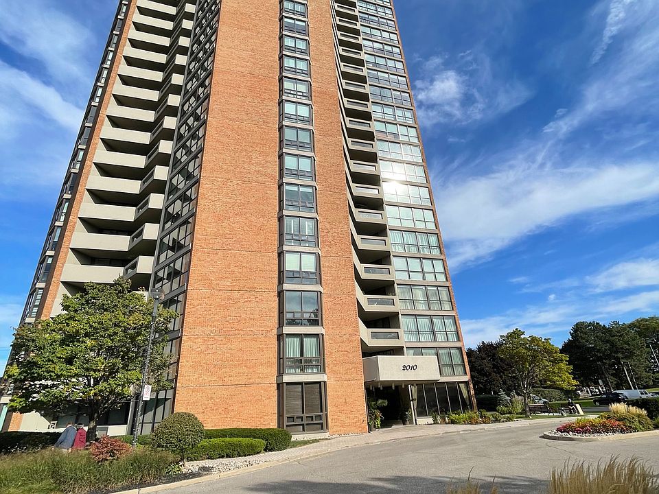 1st image of 2000 Islington Ave #707