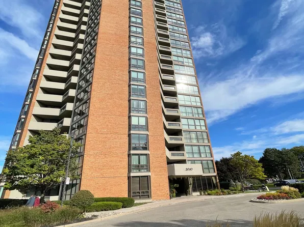 2000 Islington Ave #707, Toronto, ON M9P 3S7