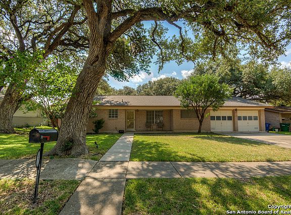 3rd image of 10910 Auldine Dr