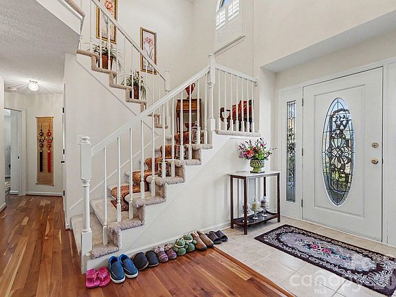 5th image of 205 John Cline Rd