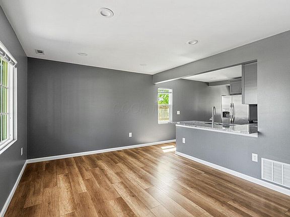 5th image of 1959 Margaret Ave