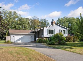 21922 Oak Heights Cir, Cold Spring, MN 56320