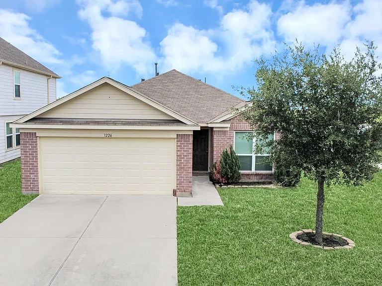 3226 View Valley Trl — Photo 3