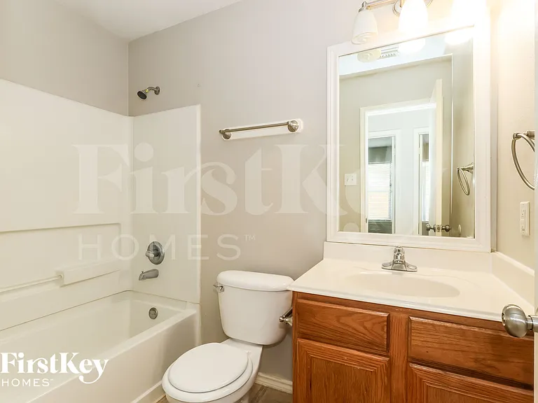 7919 Raven Creek Ln — Photo 17