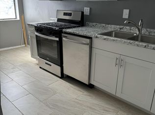 5226 Paulian Pl #1F & 2F, Saint Louis, MO 63113