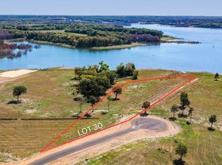 571 Lakewood Ln, Honey Grove, TX 75446