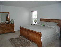 5th image of 4477 Philadelphia Cir