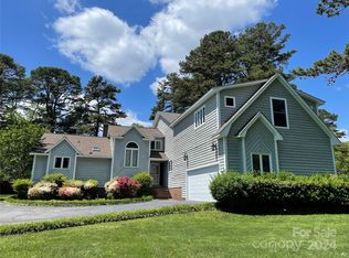 1993 Yacht Club Dr, Denver, NC 28037