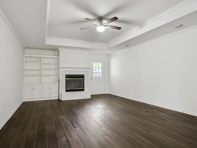 7738 Menlo Dr — Photo 8