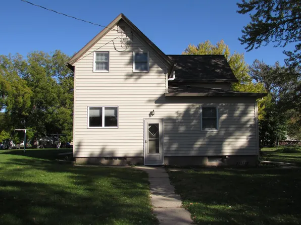 12 Elm Rd, Fairmont, MN 56031