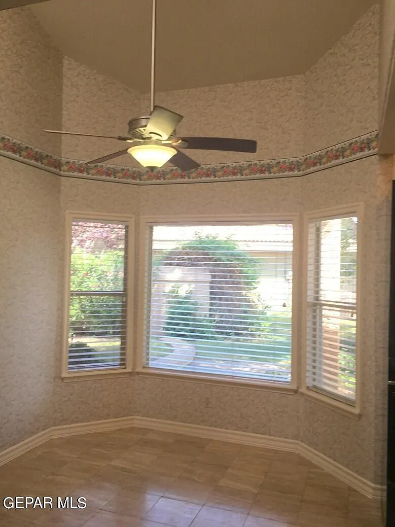 2 bed, 2.0 bath, 1607 sqft, $2,300 — Photo 4