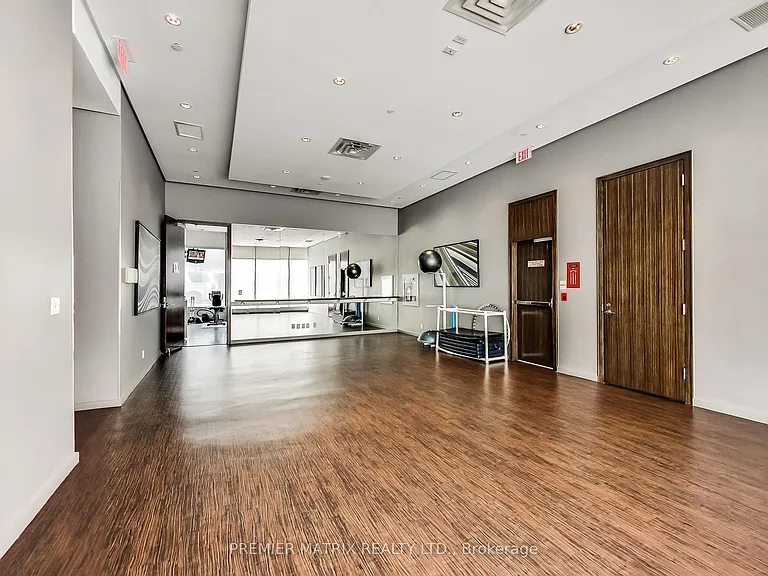 33 Lombard St #3804 — Photo 28