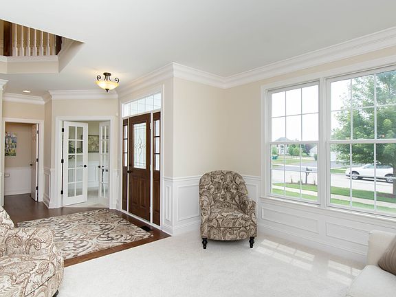 Extensive Trim & French door