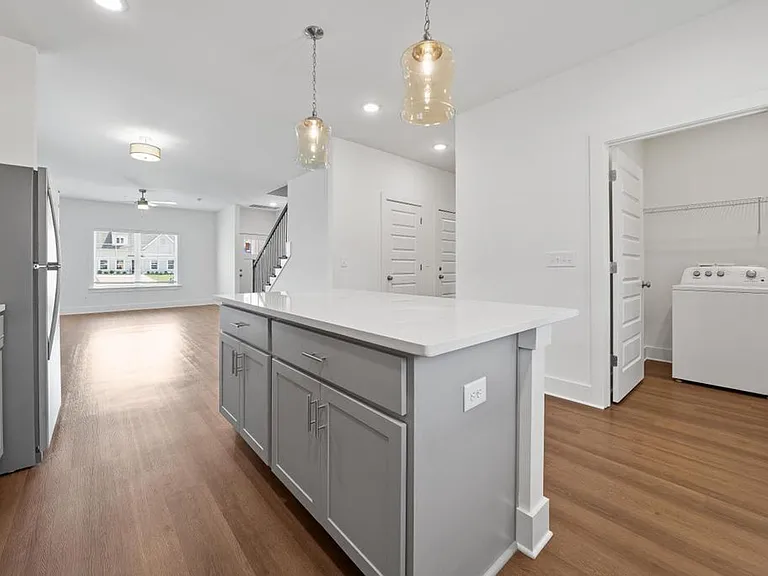 148 Patton Way — Photo 37