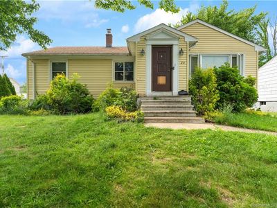 24 Columbus Avenue, East Haven, CT, 06512