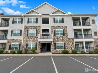 816 Stiller Ln, Monroe Township, NJ 08831