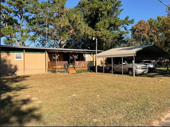 408 Leathers Ln, Jewett, TX 75846