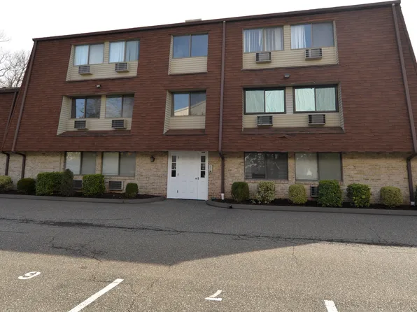 22 Radio Place #7, Stamford, CT 06906