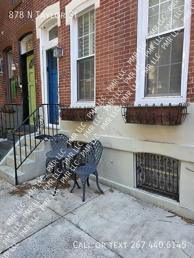 Original Details in Fairmount Home — Photo 1