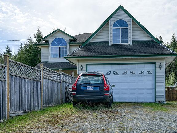 2nd image of 5000 Beaver Harbour Rd