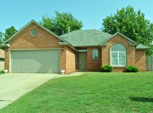 1612 Louis Scott St, Edmond, OK 73003