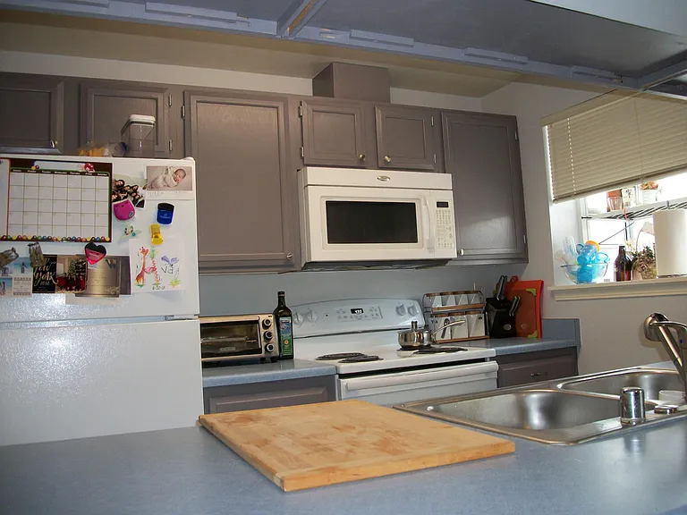 12050 15th Ave NE #405 — Photo 2